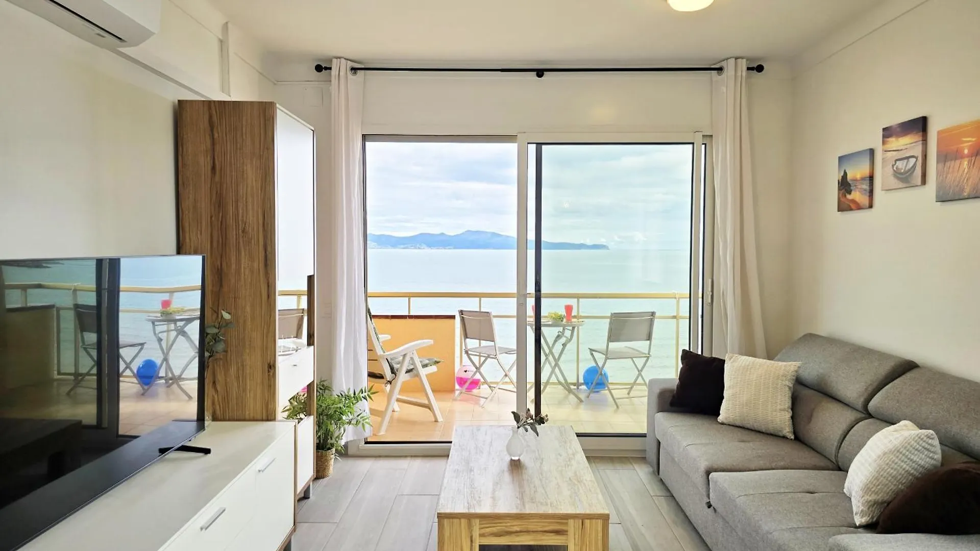 Apartamento Celeste Frente Al Mar L' Escala